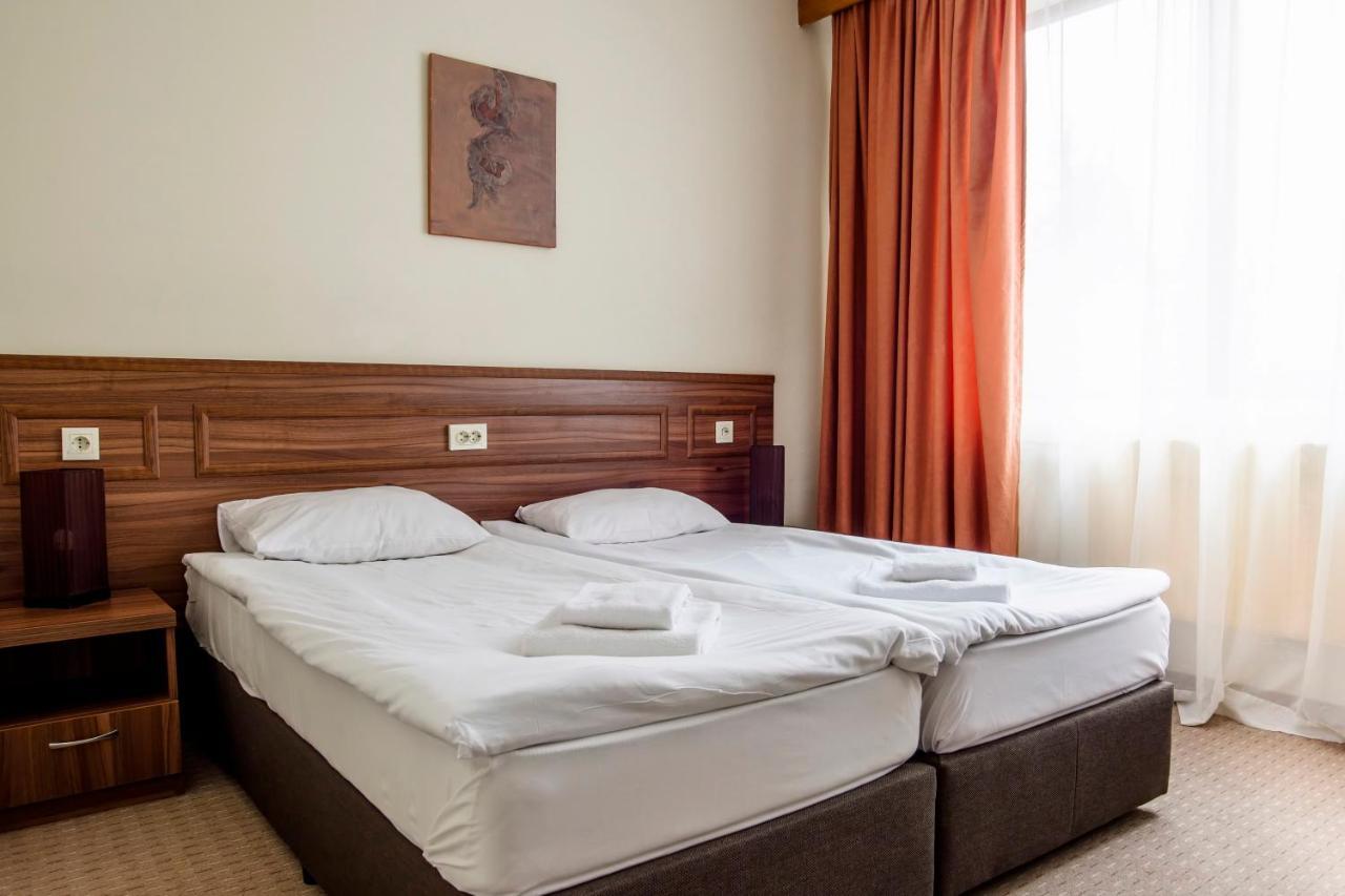 Elina Hotel Pamporovo Ngoại thất bức ảnh