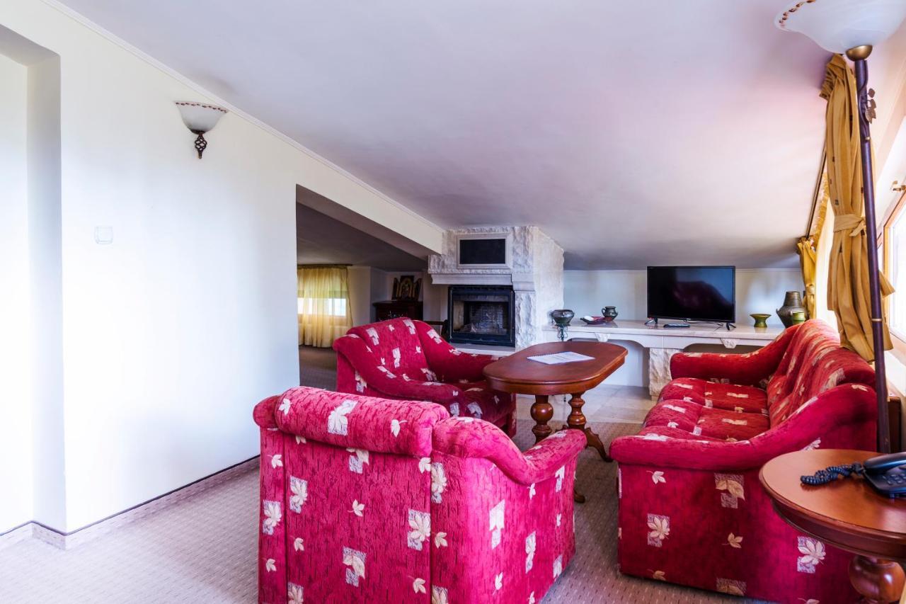 Elina Hotel Pamporovo Ngoại thất bức ảnh
